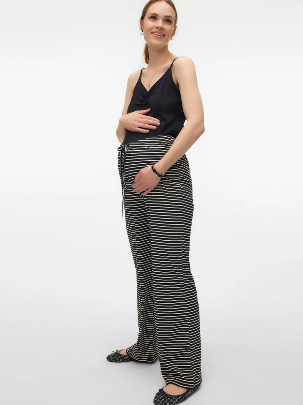 Byxor^VERO MODA Mamma-byxor Black
