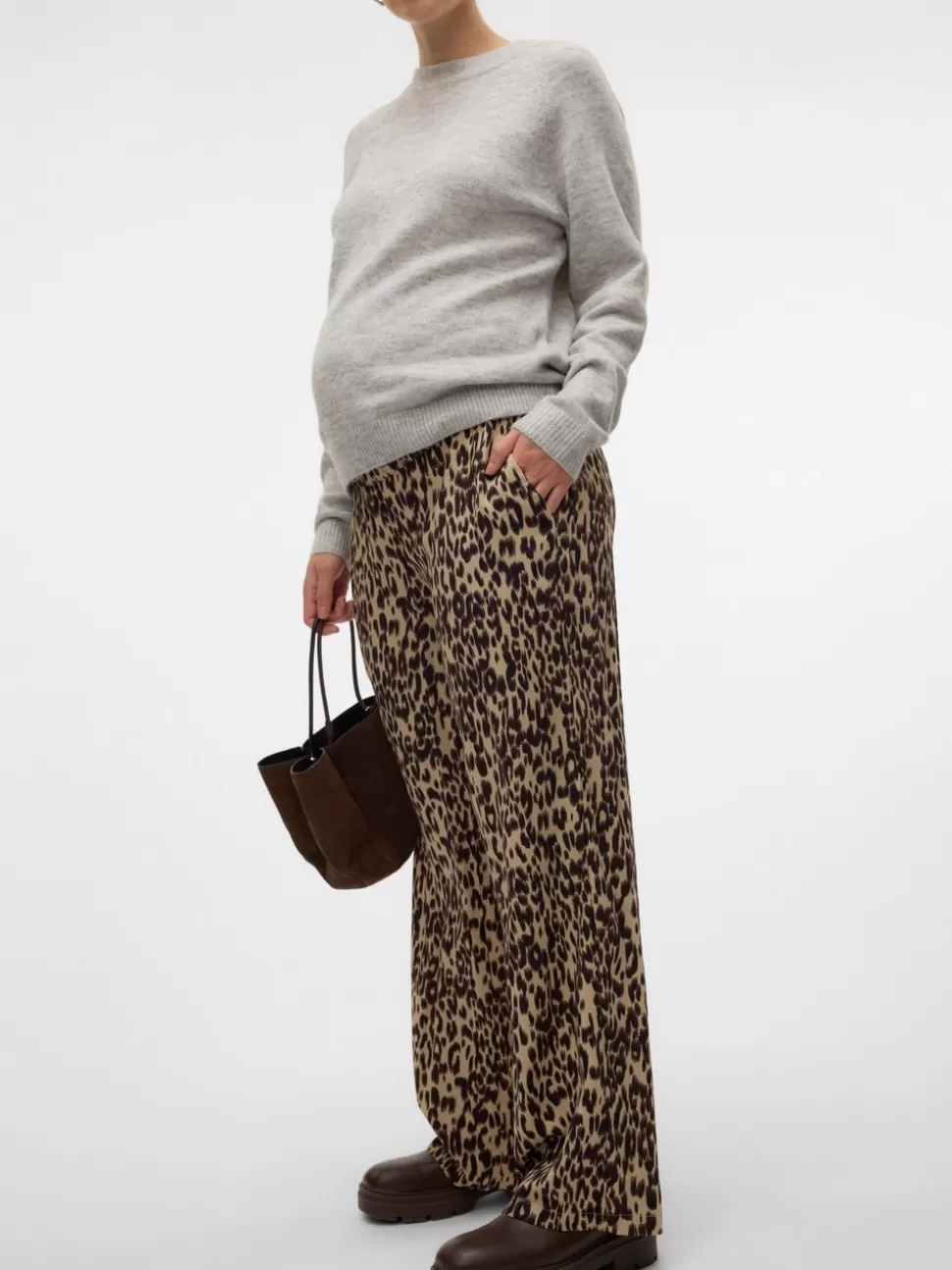 Byxor^VERO MODA Normal Passform Byxor Chocolate Torte