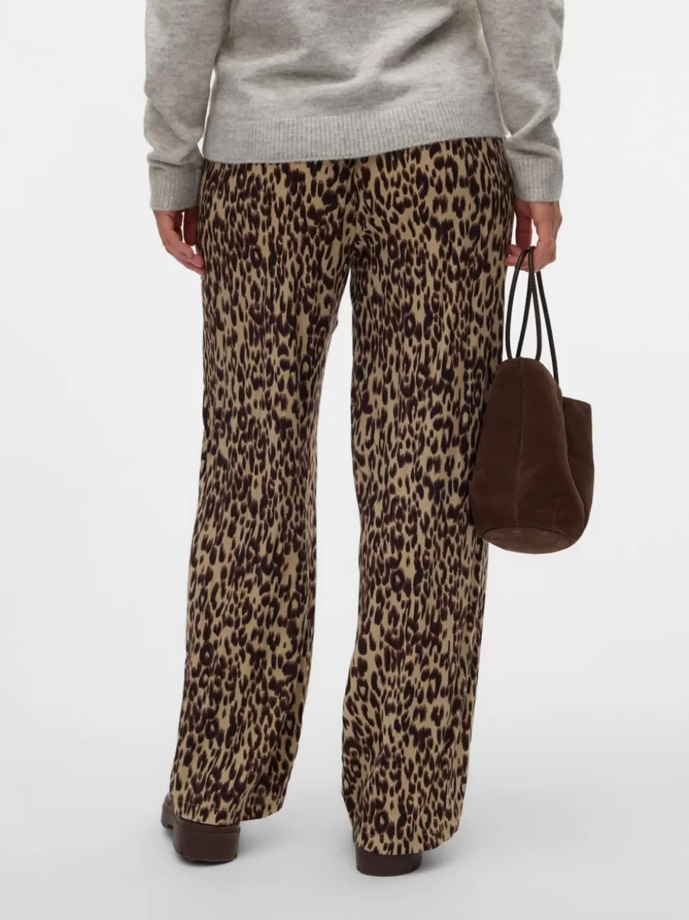 Byxor^VERO MODA Normal Passform Byxor Chocolate Torte