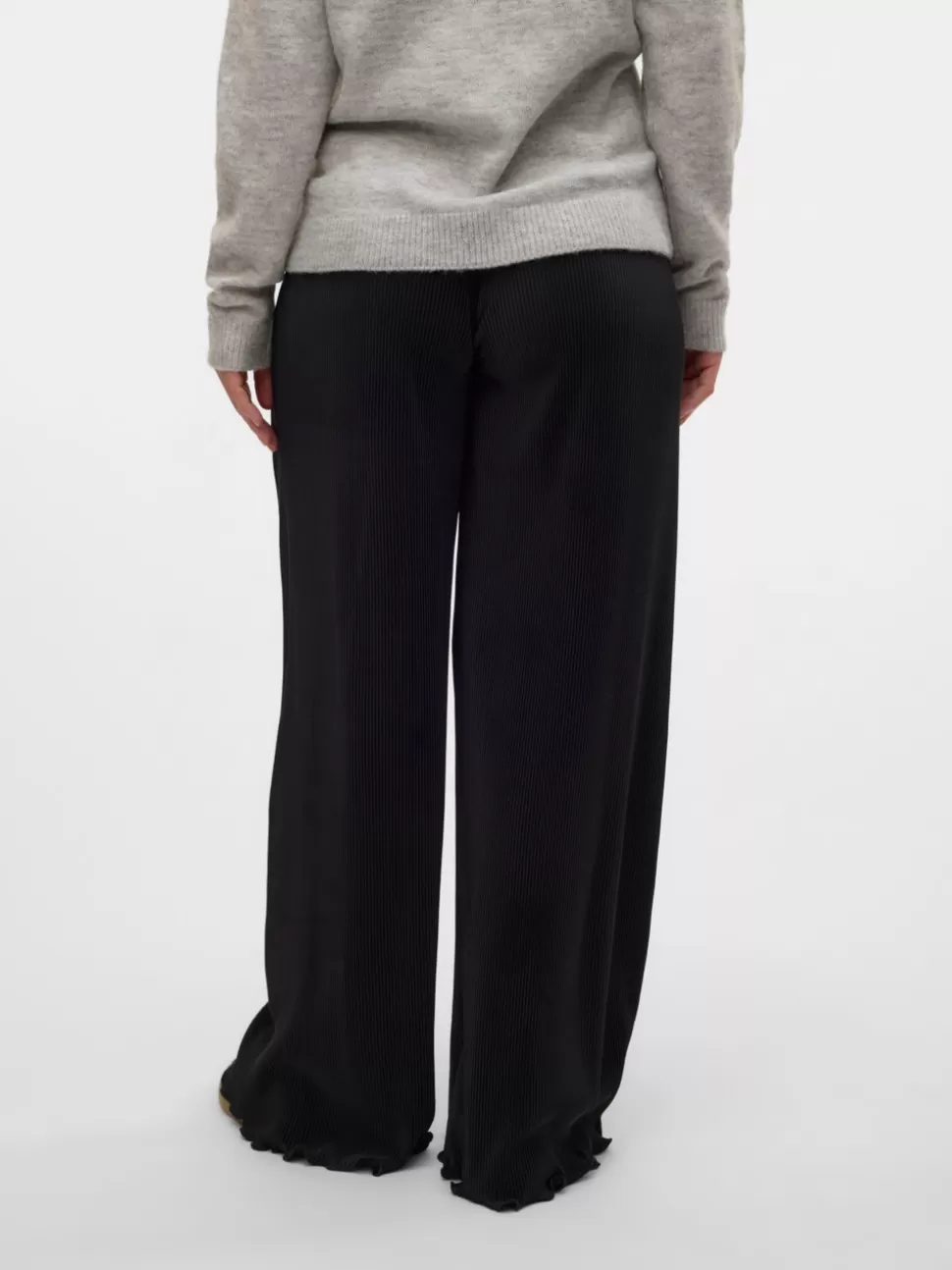 Byxor^VERO MODA Normal Passform Byxor Black