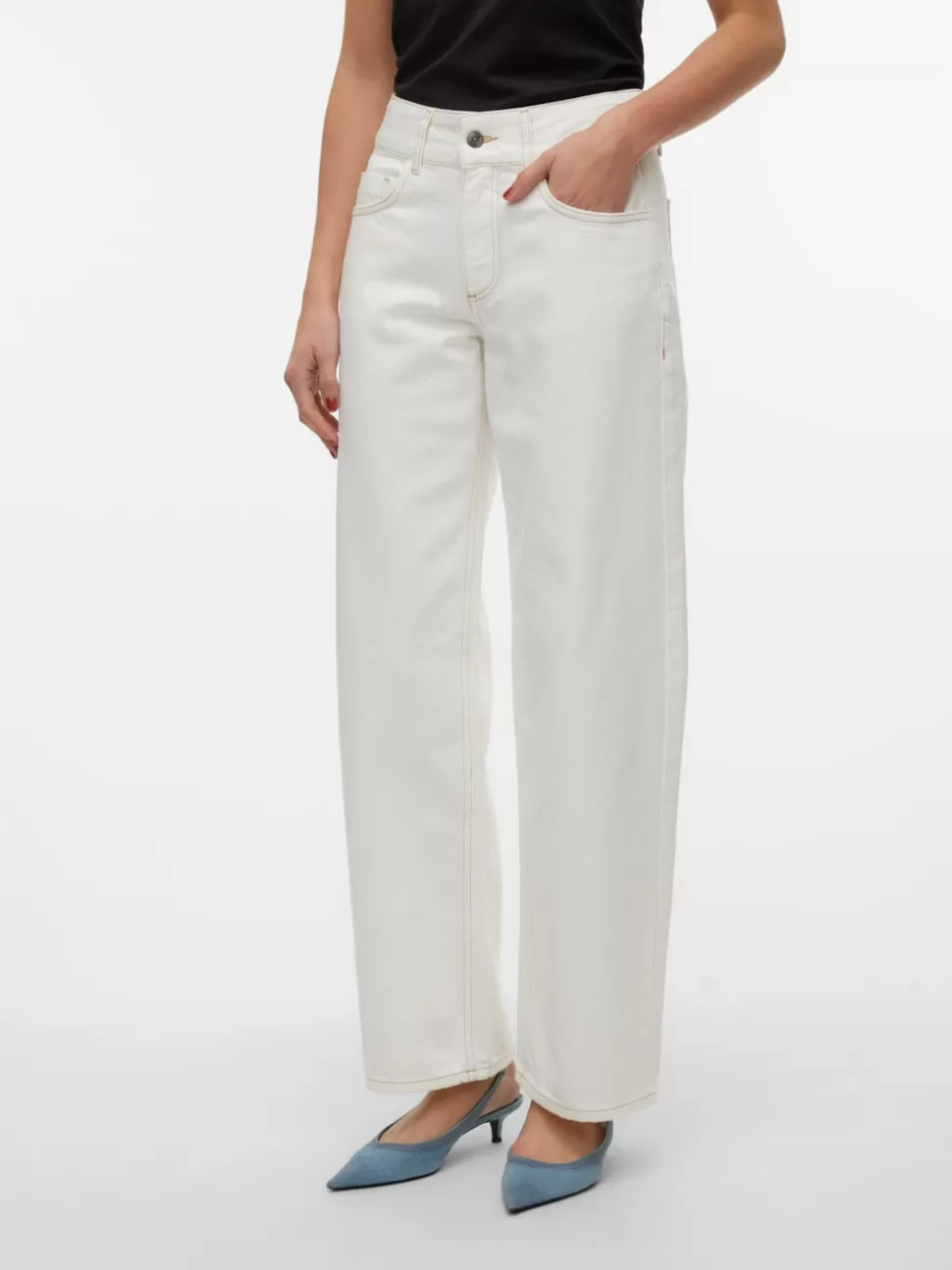 Jeans^VERO MODA SNRANCY Medelhög Midja Vid Passform Jeans White Denim