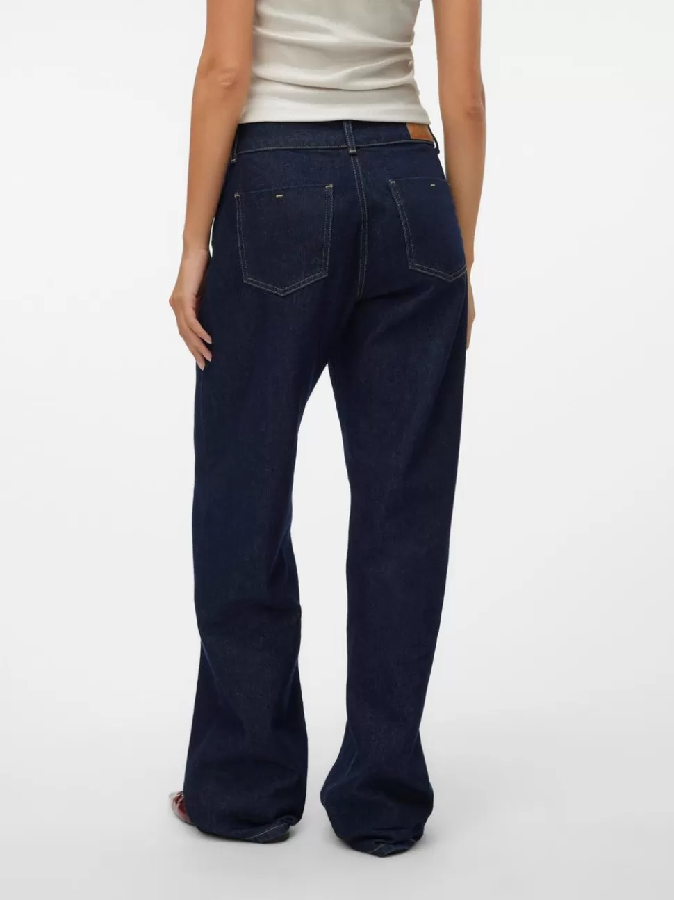 Jeans | Basics^VERO MODA SNRANCY Medelhög Midja Vid Passform Jeans Dark Blue Denim