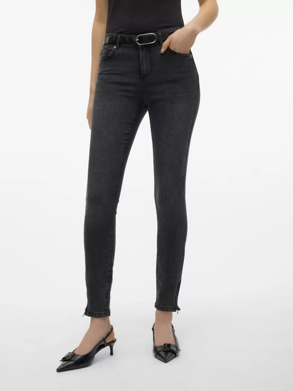 Jeans^VERO MODA VMALIA Medelhög Midja Slim Fit Jeans Black