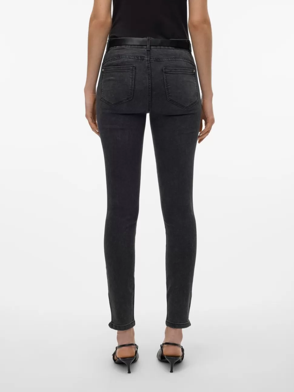 Jeans^VERO MODA VMALIA Medelhög Midja Slim Fit Jeans Black