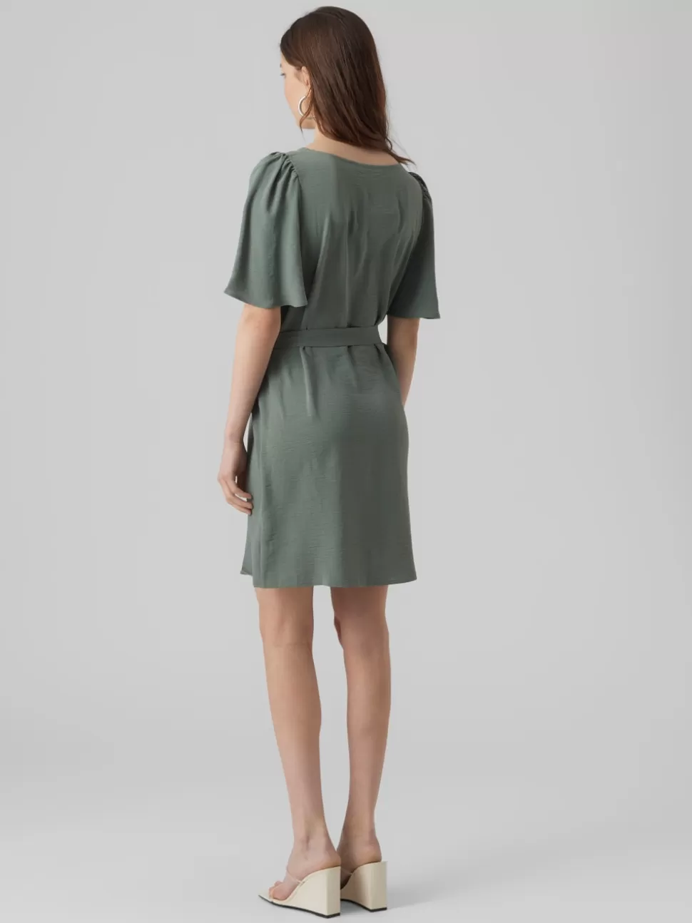 Klänningar^VERO MODA VMALVA Kort Klänning Laurel Wreath