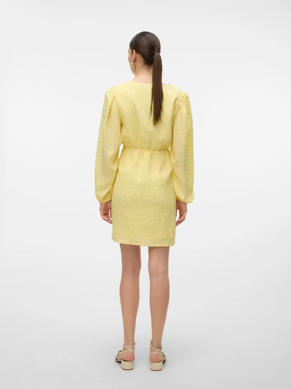 Klänningar^VERO MODA VMAMANDA Kort Klänning Mellow Yellow