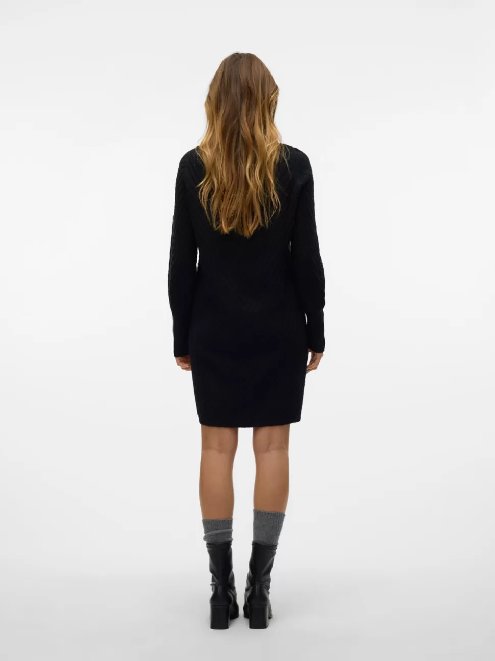 Klänningar | Basics^VERO MODA VMANJASTINNA Midiklänning Black