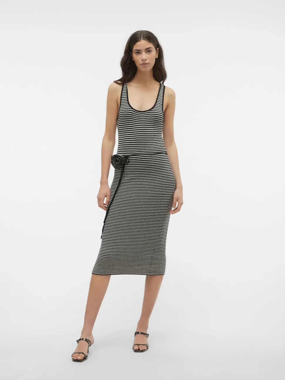 Klänningar^VERO MODA VMBLOOM Midiklänning Black