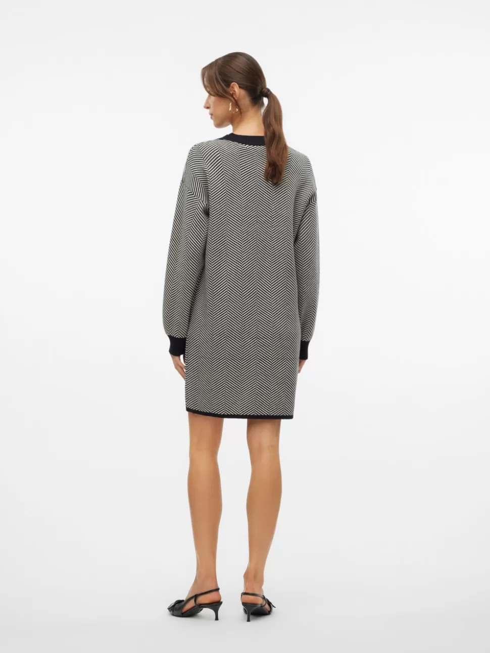 Klänningar^VERO MODA VMBLUSH Midiklänning Black