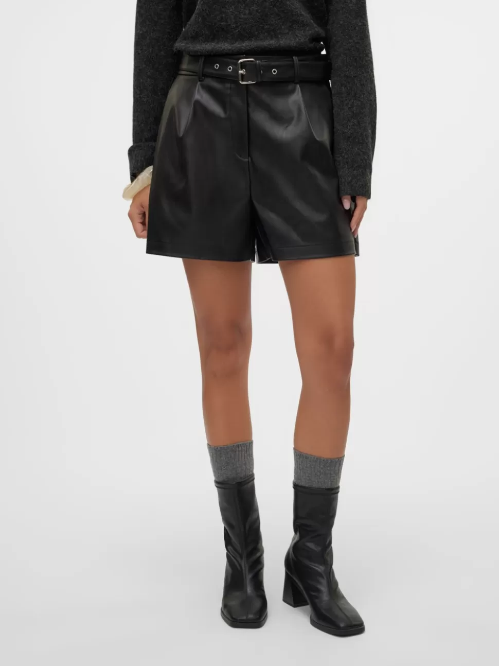 Shorts^VERO MODA VMCAIAELLY Shorts Black