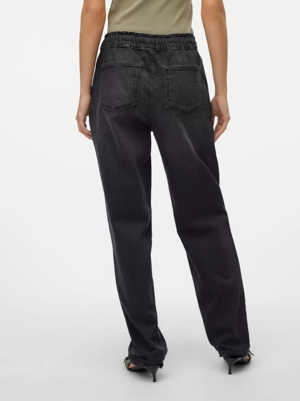 Jeans^VERO MODA VMCALLIE Medelhög Midja Loose Carrot Fit Jeans Black Denim