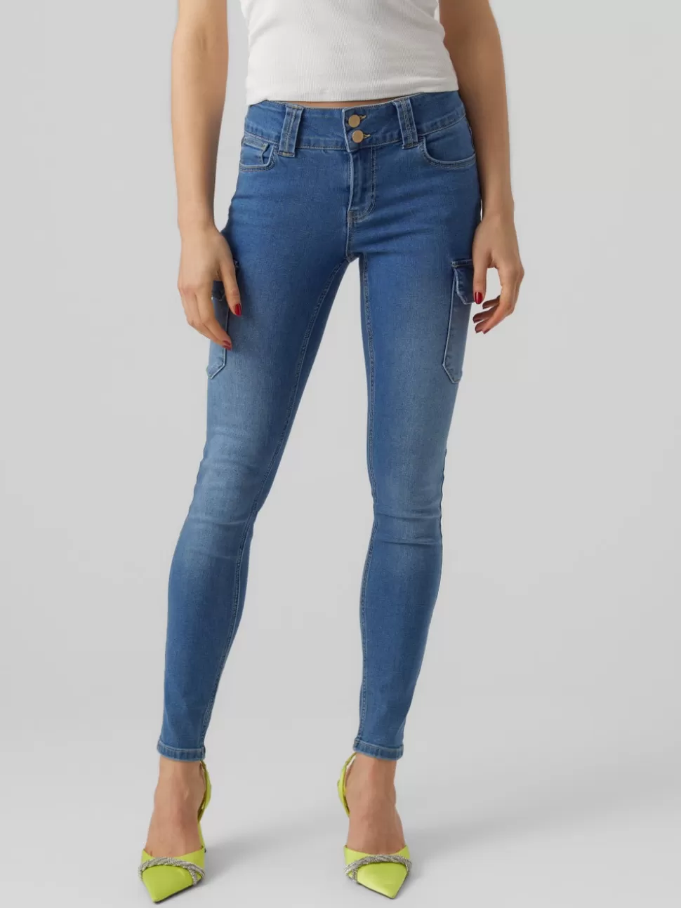 Jeans | Byxor^VERO MODA VMCATCH Medelhög Midja Cargo Fit Jeans Medium Blue Denim