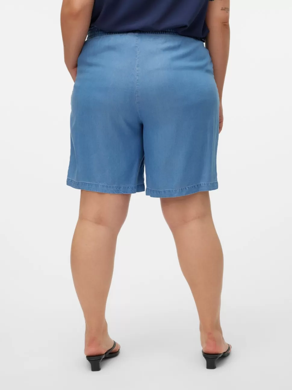 Shorts^VERO MODA VMCBREE Knäbyxor Medium Blue Denim