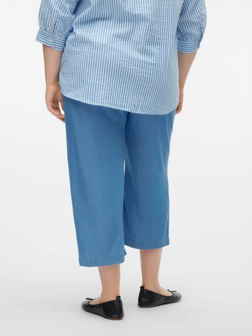 Byxor^VERO MODA VMCBREE Medelhög Midja Culottebyxor Medium Blue Denim