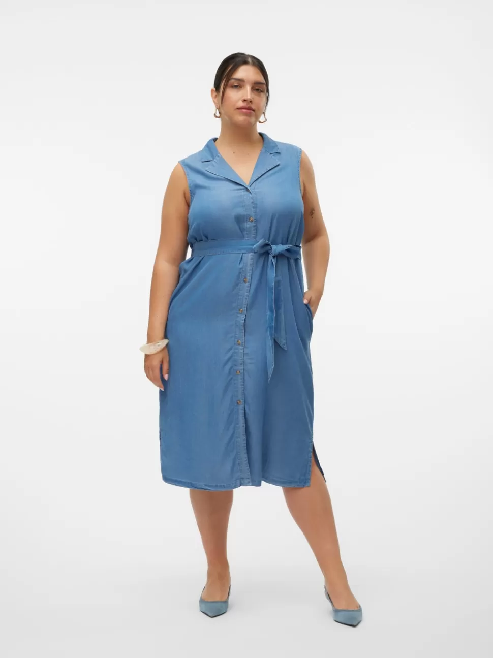 Klänningar^VERO MODA VMCBREE Midiklänning Medium Blue Denim
