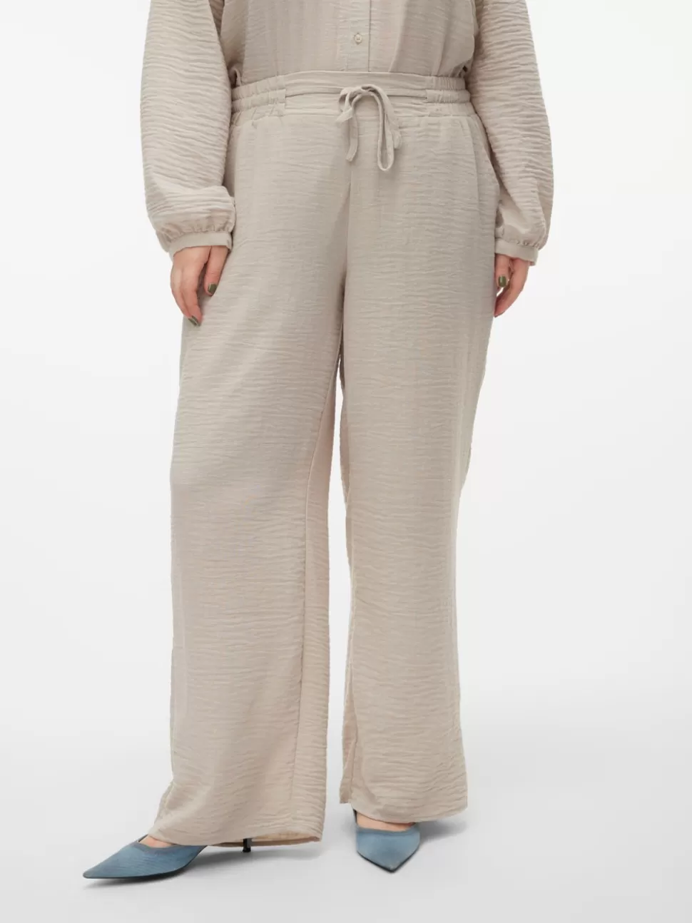 Byxor^VERO MODA VMCCHRIS Hög Midja Byxor Silver Lining