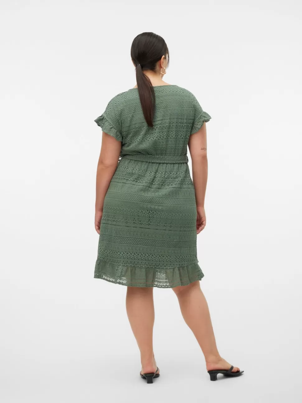 Klänningar^VERO MODA VMCHONEY Kort Klänning Laurel Wreath