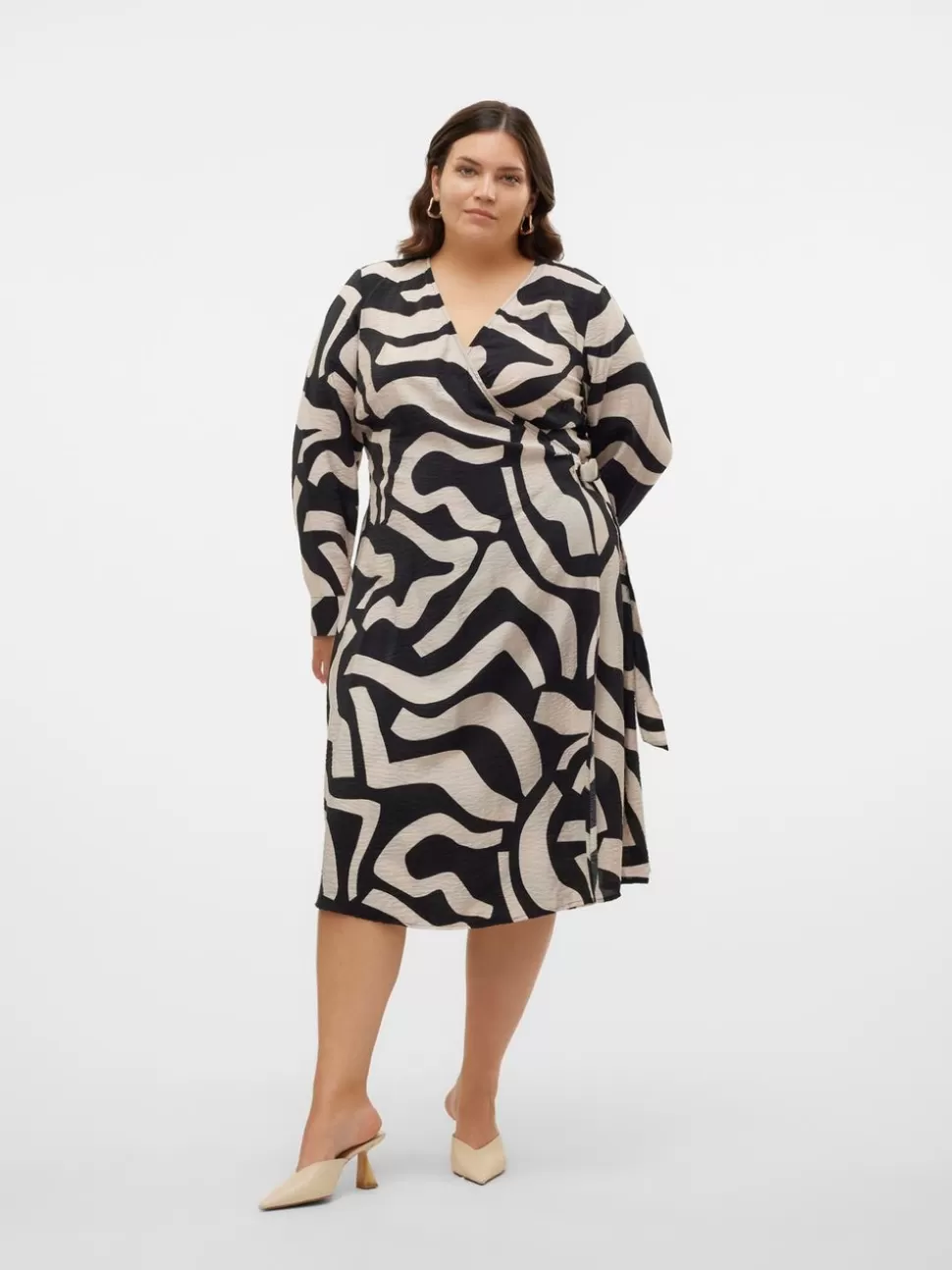 Klänningar^VERO MODA VMCJOSIE Midiklänning Black