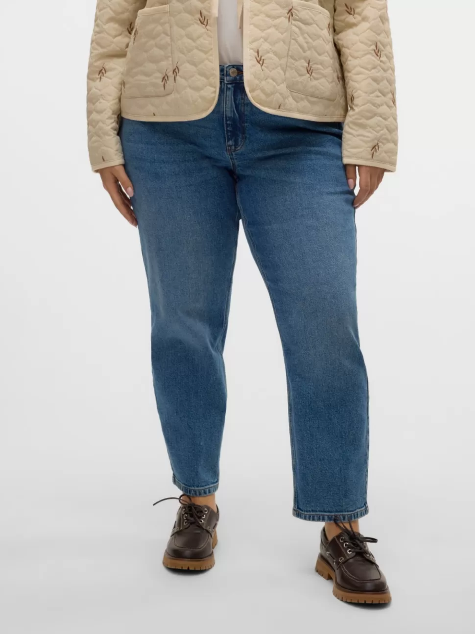Jeans^VERO MODA VMCKYLA Medelhög Midja Rak Passform Jeans Medium Blue Denim