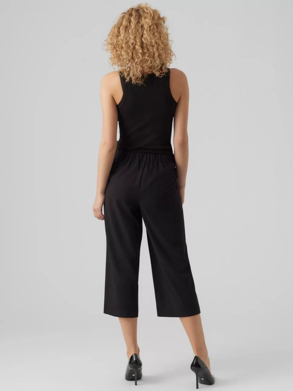 Byxor^VERO MODA VMCOOKIE Hög Midja Culottebyxor Black