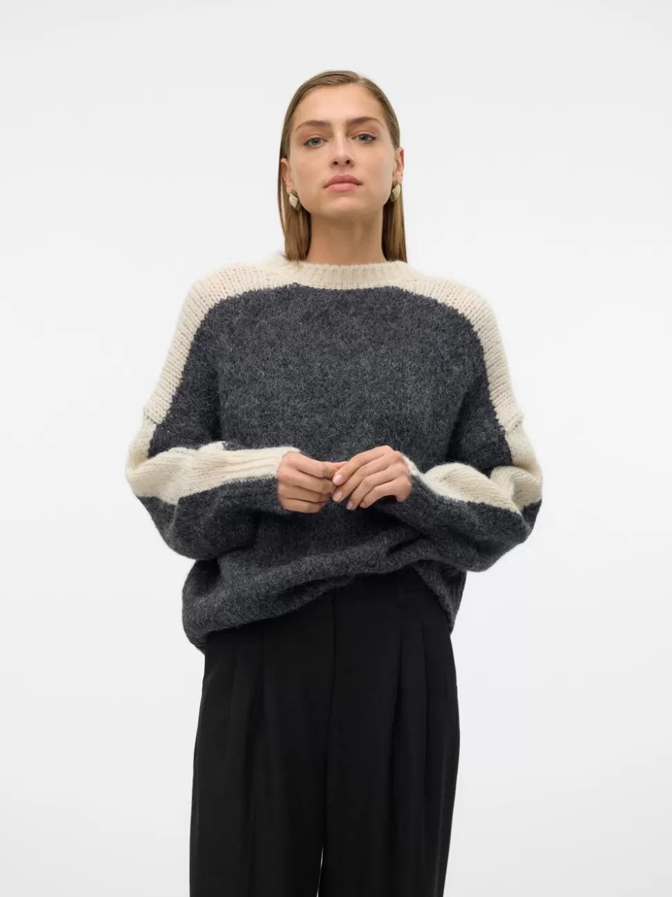 Stickat^VERO MODA VMCORDELIA Pullover Dark Grey Melange