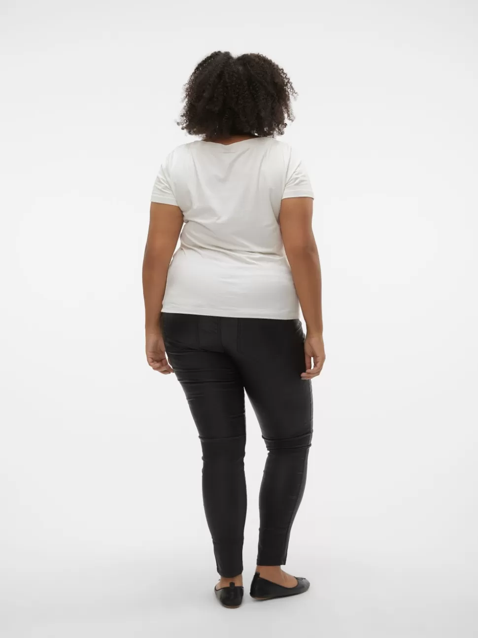 Byxor^VERO MODA VMCSEVEN Medelhög Midja Byxor Black