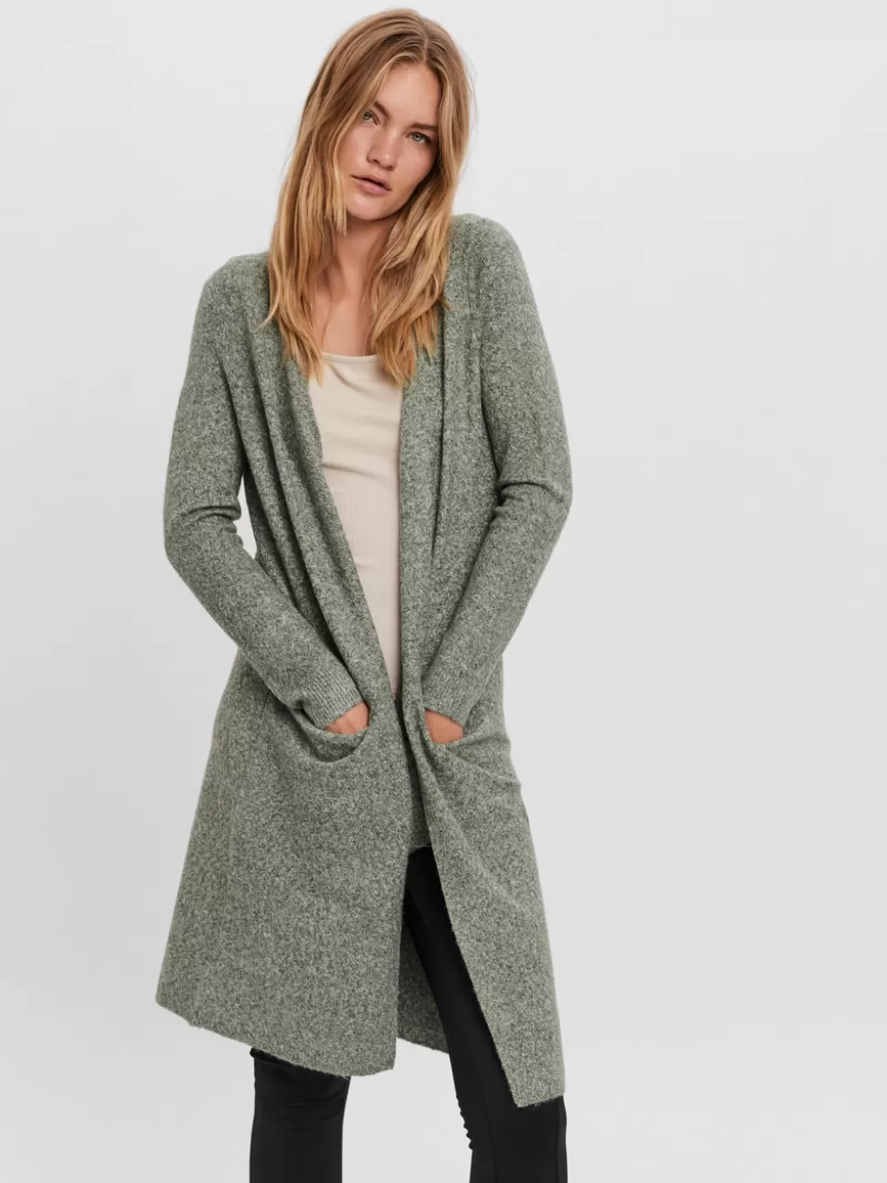 Basics | Stickat^VERO MODA VMDOFFY Stickad Kofta Laurel Wreath