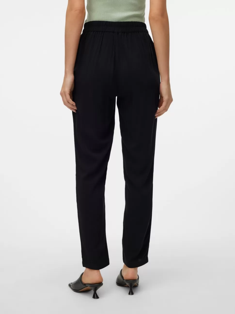 Byxor^VERO MODA VMEASY Medelhög Midja Byxor Black