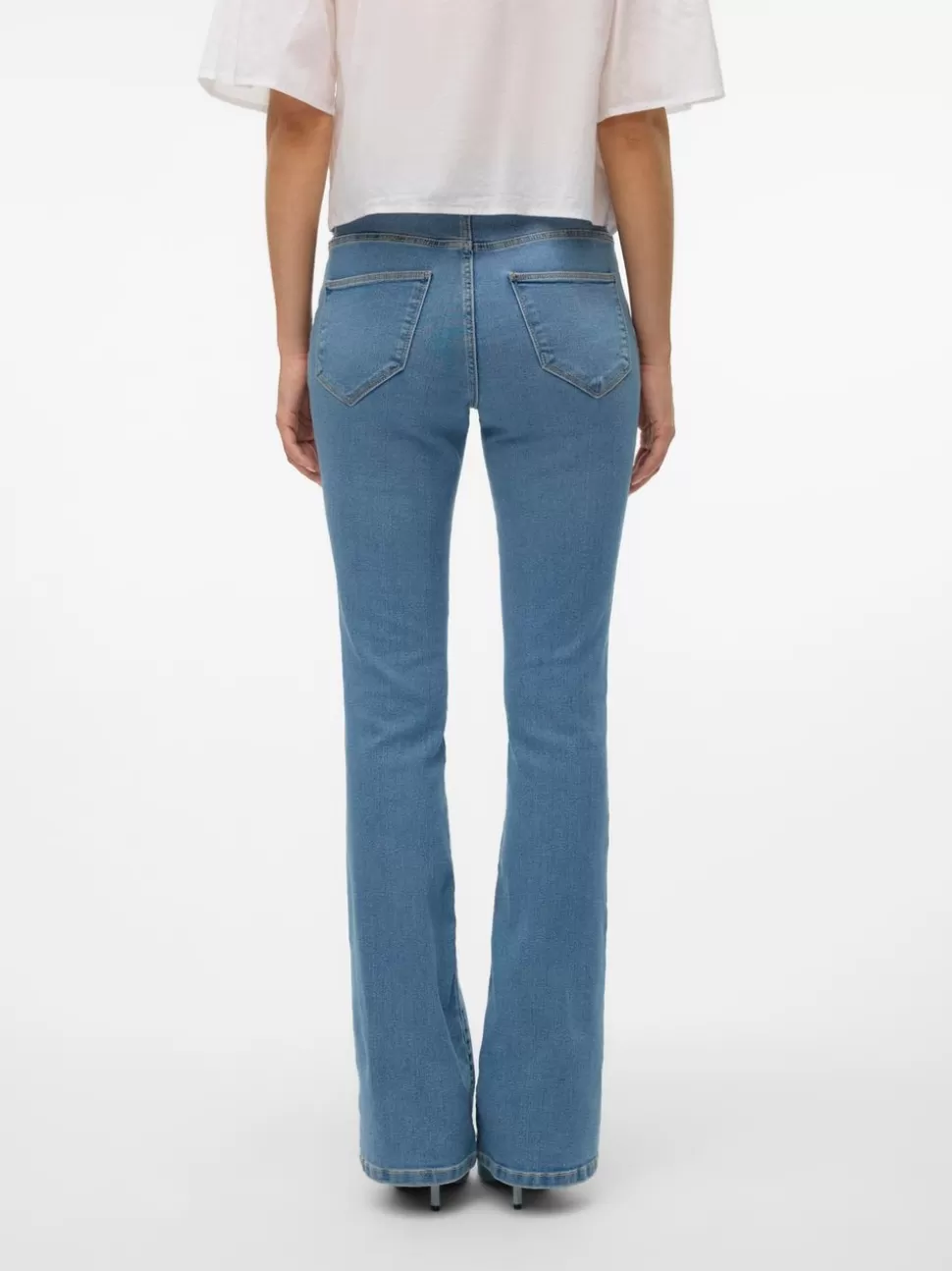 Jeans^VERO MODA VMELLY Medelhög Midja Utsvängd Passform Jeans Medium Blue Denim