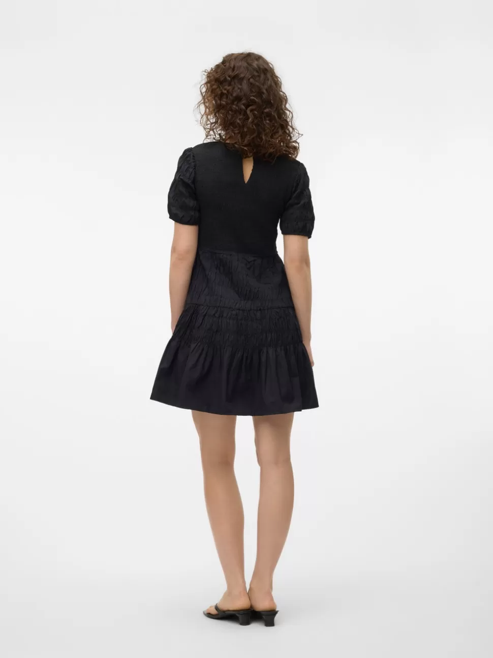 Klänningar^VERO MODA VMEMY Kort Klänning Black