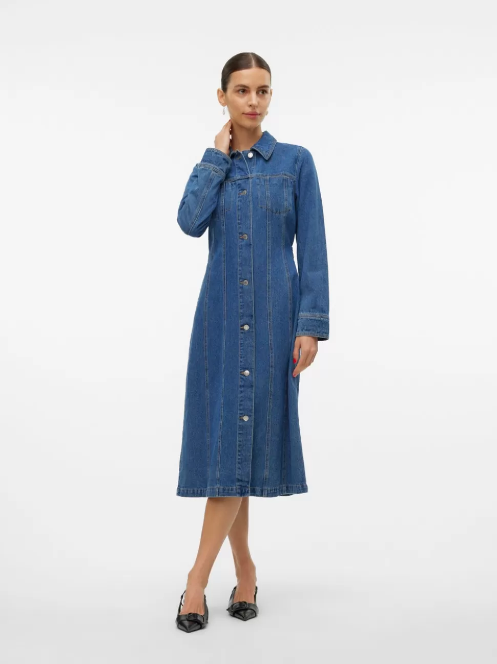 Klänningar^VERO MODA VMFINLEY Lång Klänning Medium Blue Denim