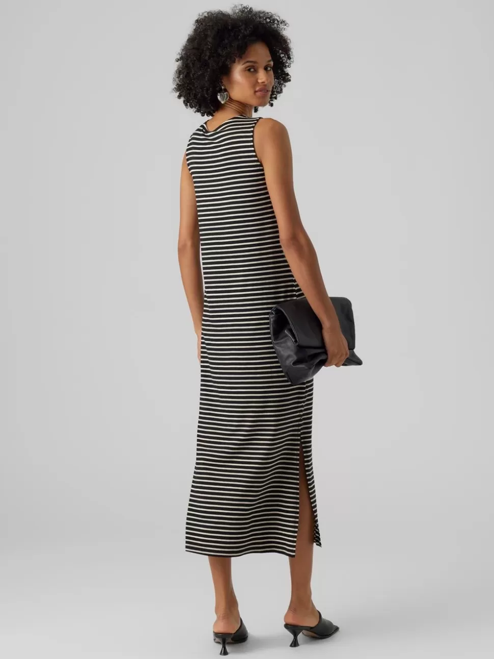 Klänningar^VERO MODA VMFIONA Lång Klänning Black