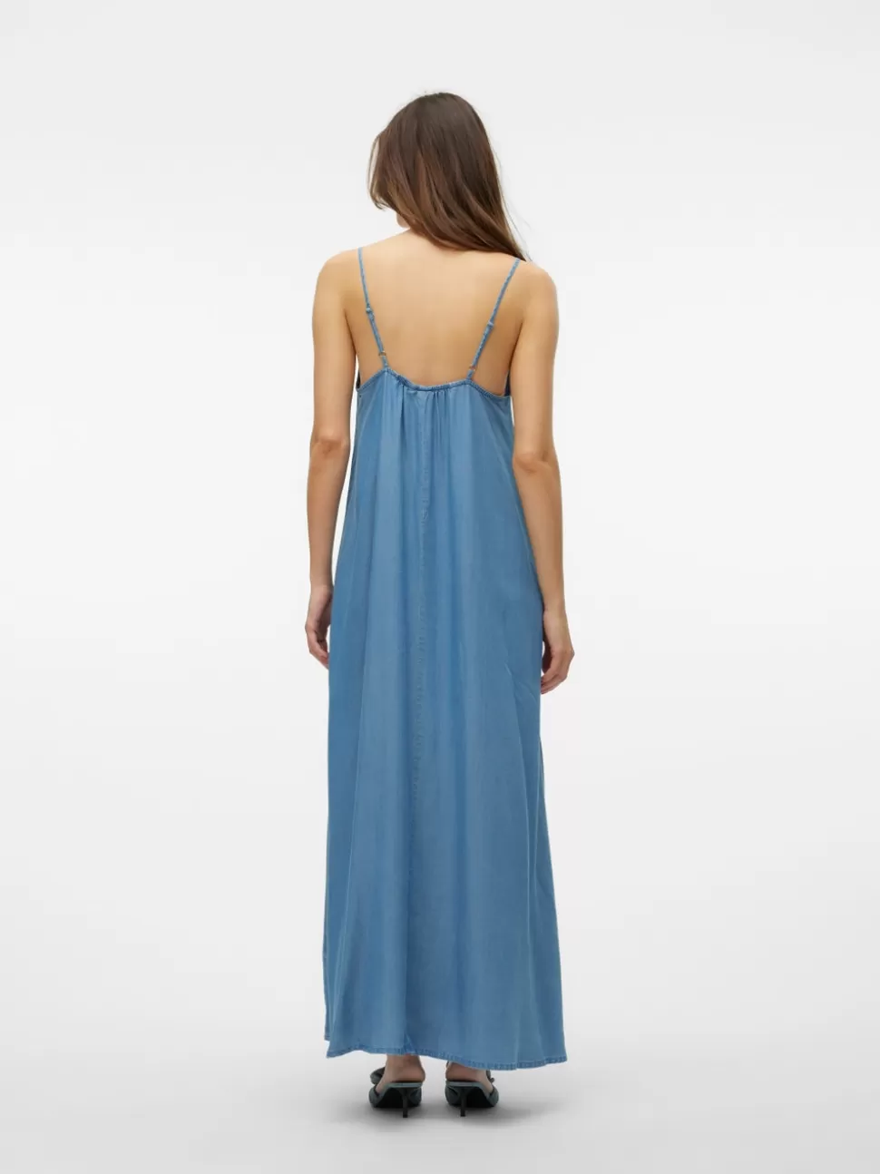 Klänningar^VERO MODA VMHARPER Lång Klänning Medium Blue Denim