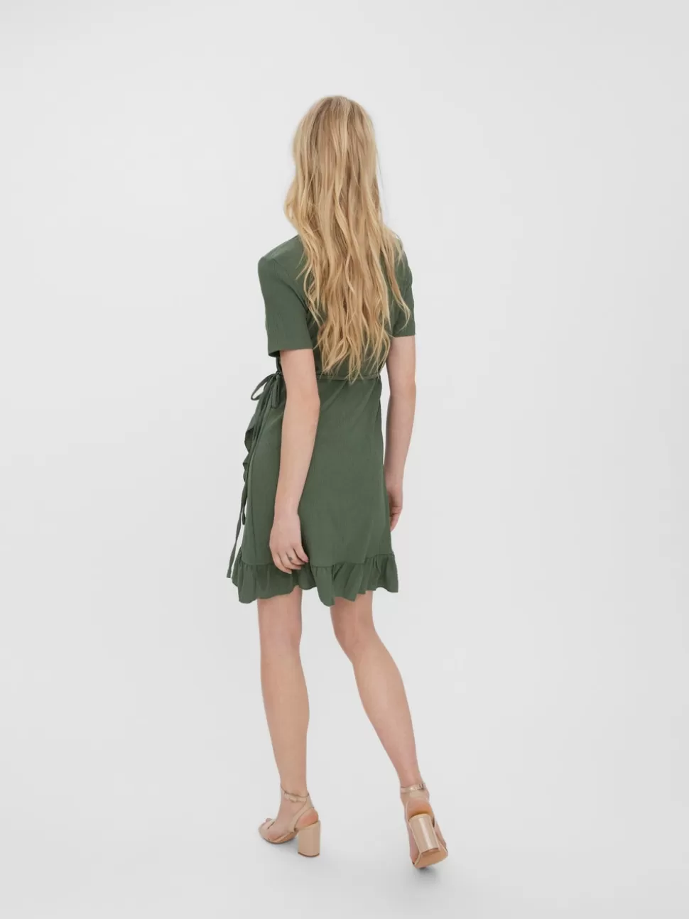 Klänningar | Basics^VERO MODA VMHAYA Kort Klänning Laurel Wreath