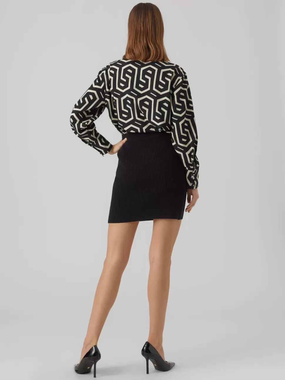 Kjolar^VERO MODA VMHERMOSA Minikjol Black