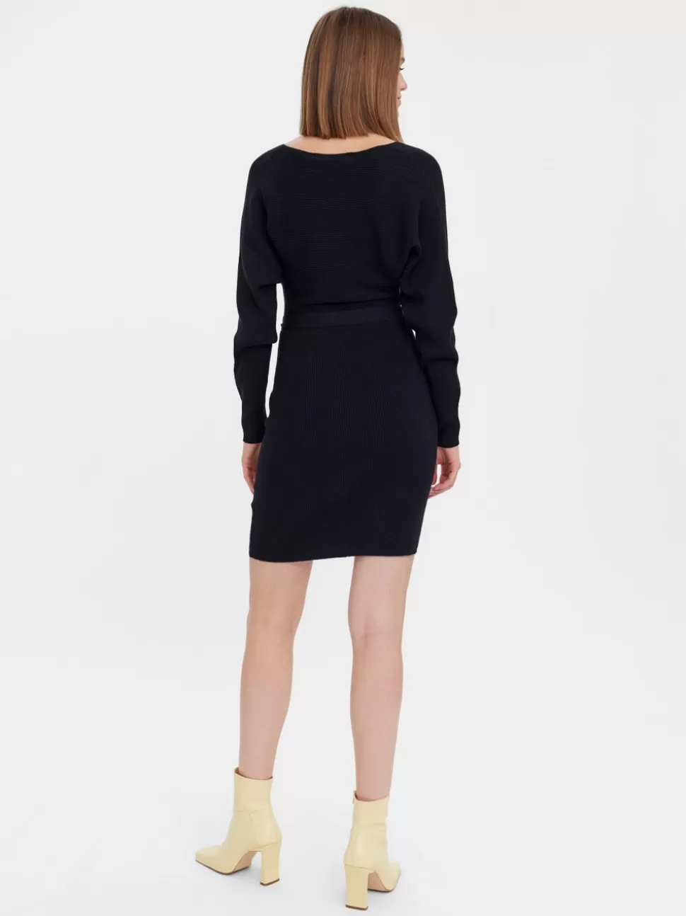 Klänningar^VERO MODA VMHOLLYREM Lång Klänning Black
