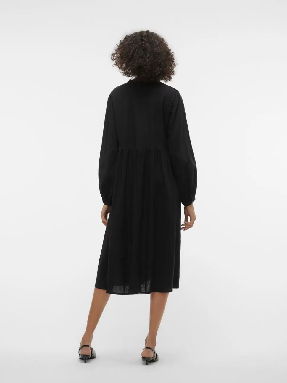 Klänningar^VERO MODA VMINAYAH Lång Klänning Black