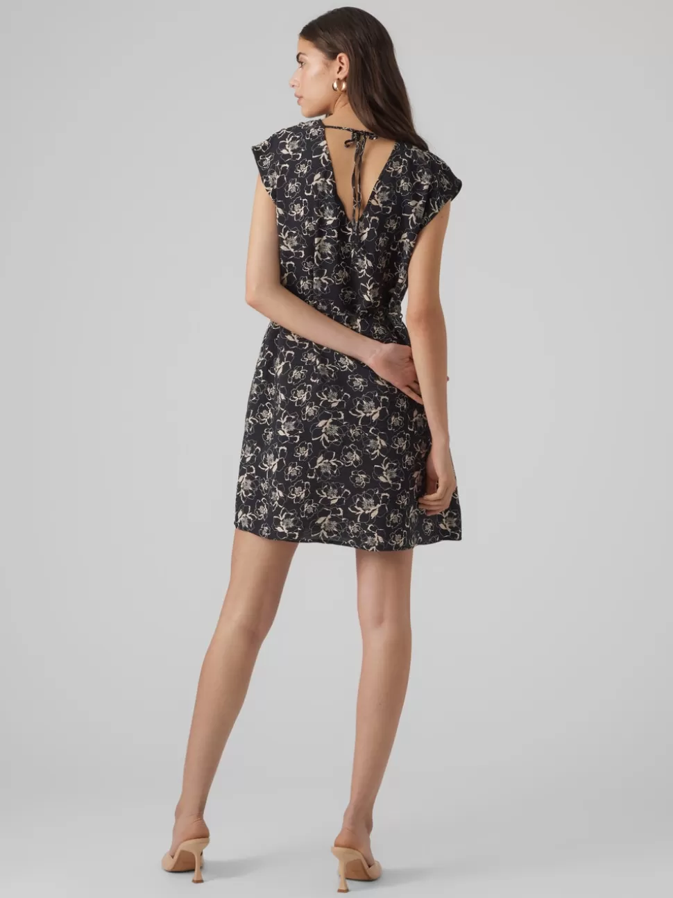 Klänningar^VERO MODA VMIRIS Kort Klänning Black