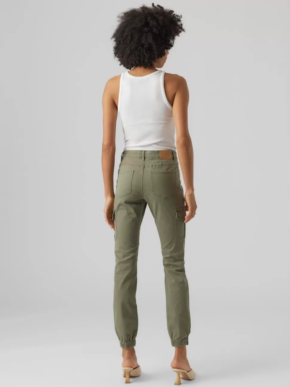 Jeans | Byxor^VERO MODA VMIVY Medelhög Midja Cargobyxor Ivy Green