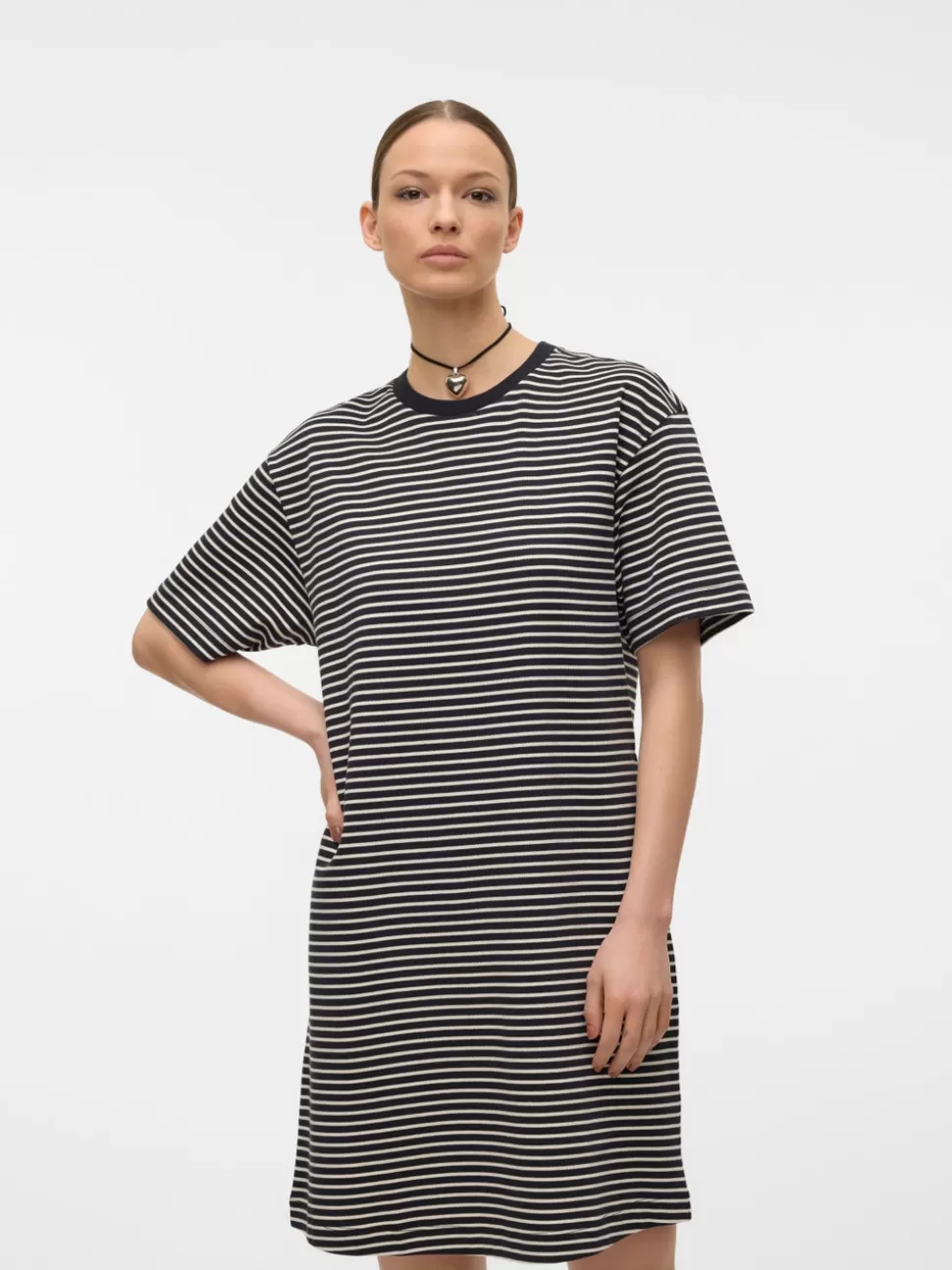 Klänningar^VERO MODA VMJADA Midiklänning Black