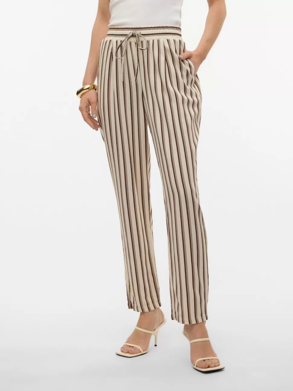 Byxor | Basics^VERO MODA VMJESMILO Medelhög Midja Byxor Birch