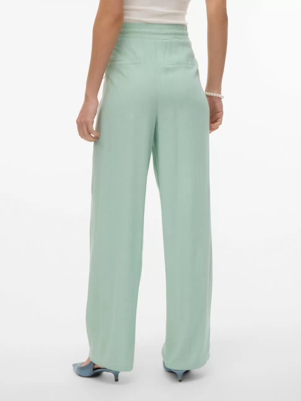 Byxor | Basics^VERO MODA VMJESMILO Medelhög Midja Byxor Silt Green
