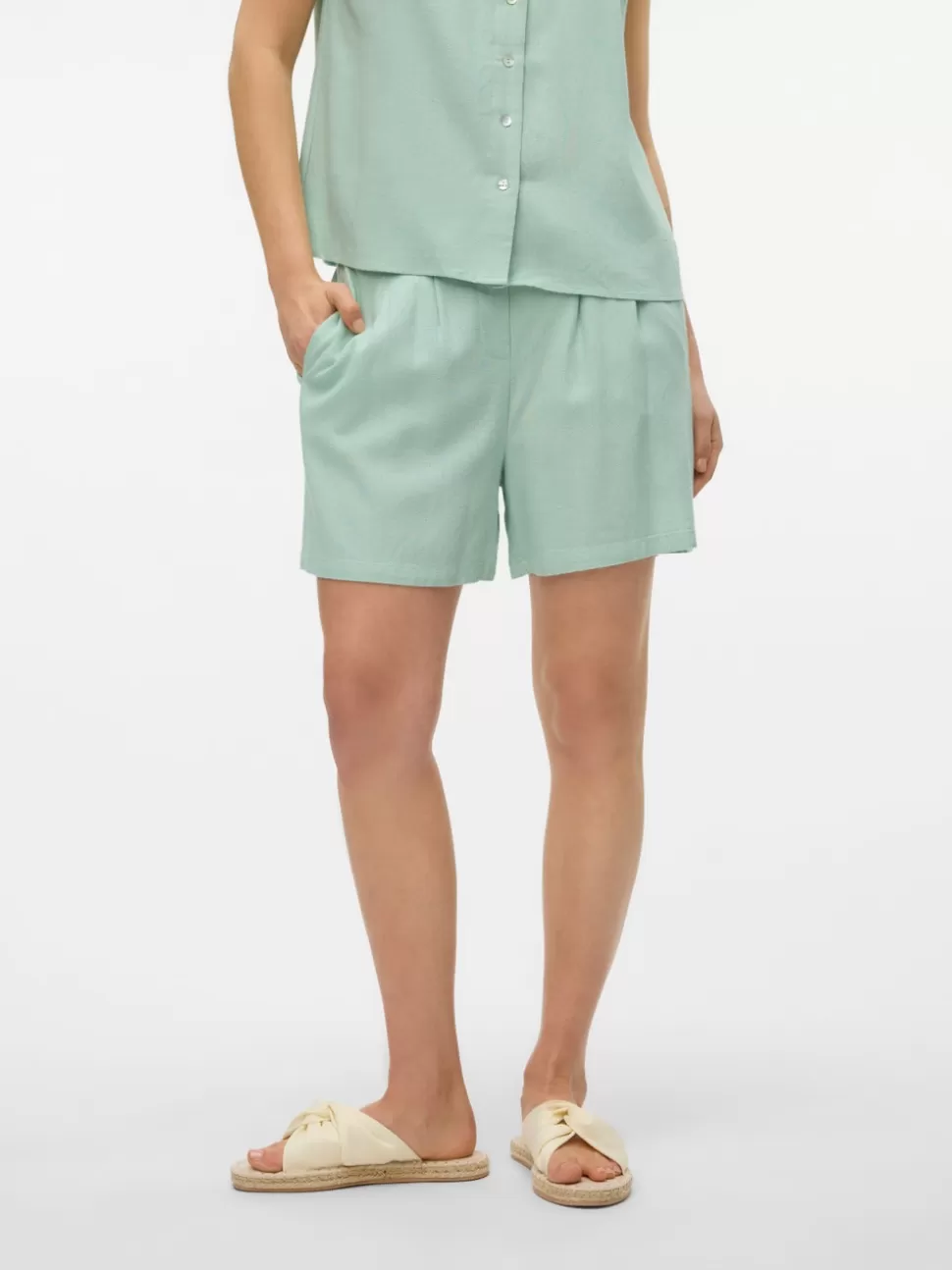 Shorts | Basics^VERO MODA VMJESMILO Shorts Silt Green