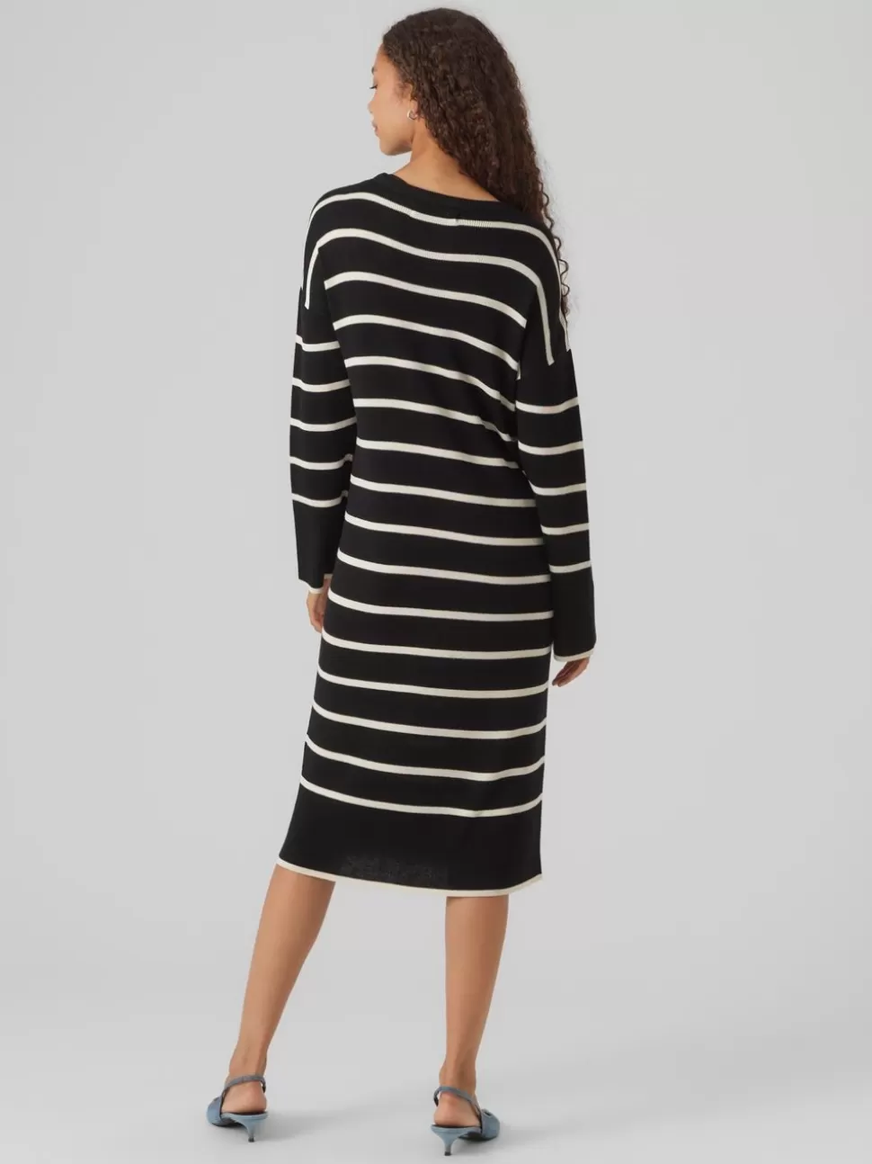 Klänningar^VERO MODA VMJOANA Midiklänning Black