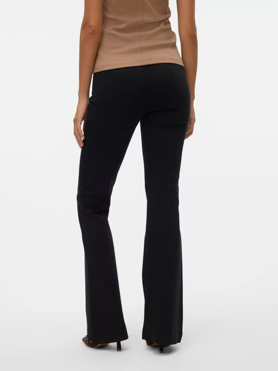 Byxor | Basics^VERO MODA VMKAMMA Medelhög Midja Byxor Black