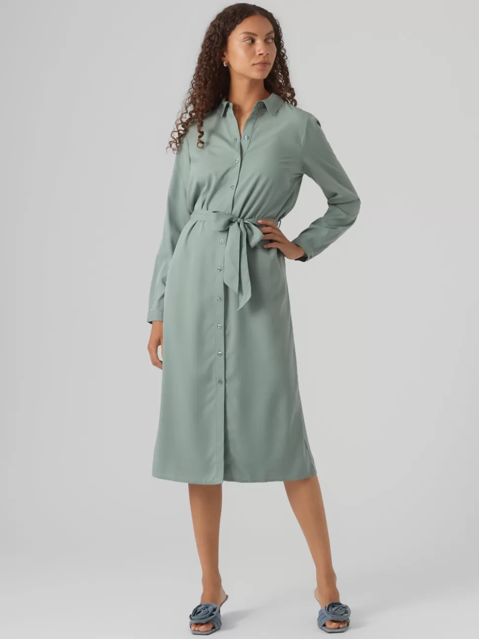 Klänningar^VERO MODA VMKIRA Lång Klänning Chinois Green