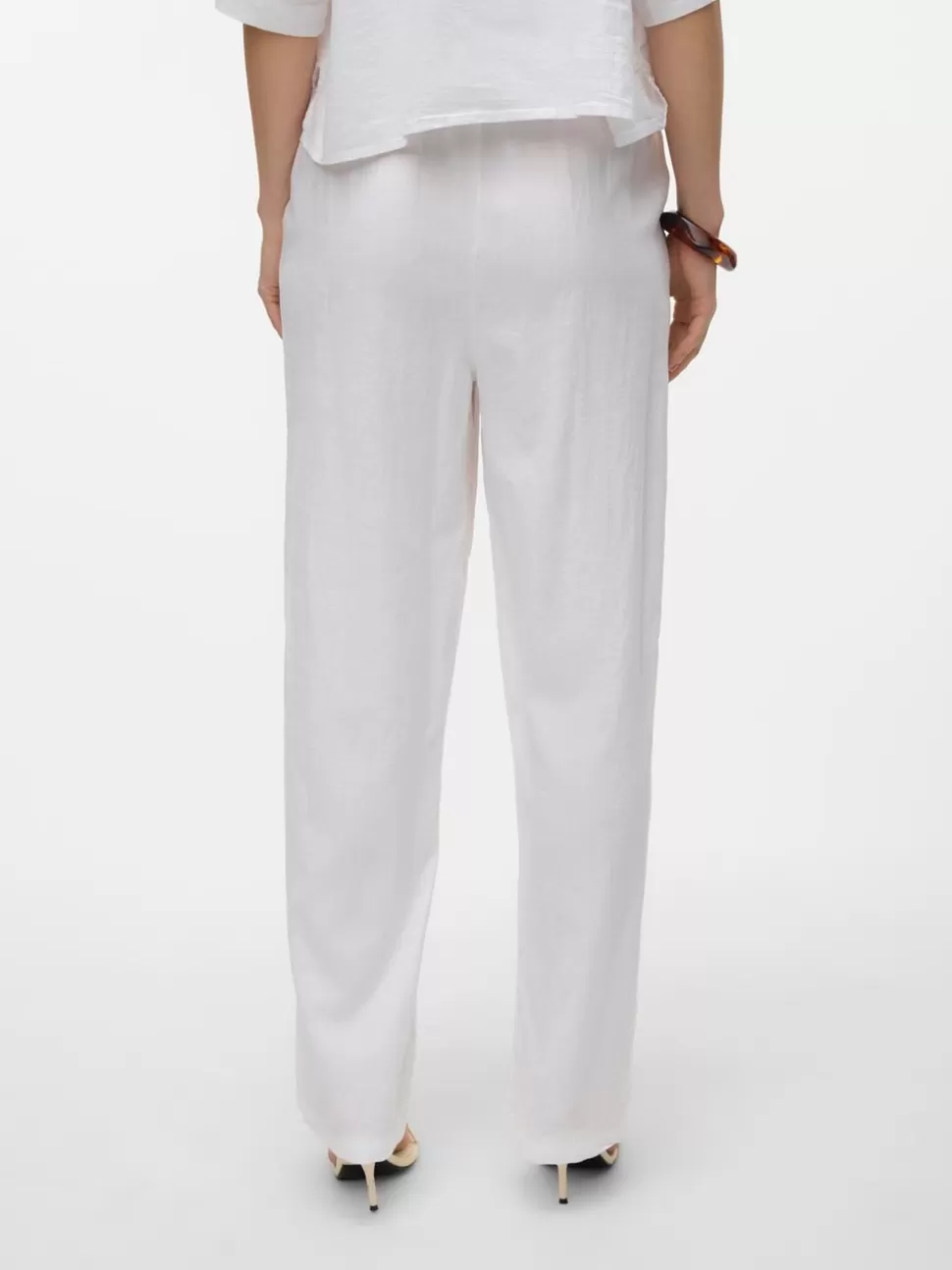 Byxor | Basics^VERO MODA VMLINN Medelhög Midja Byxor Snow White