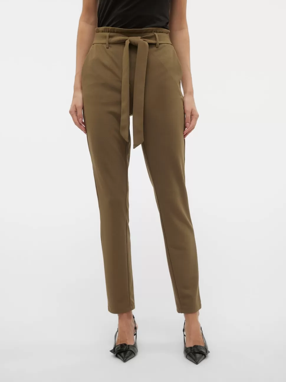 Byxor | Basics^VERO MODA VMLIVA Hög Midja Byxor Capers