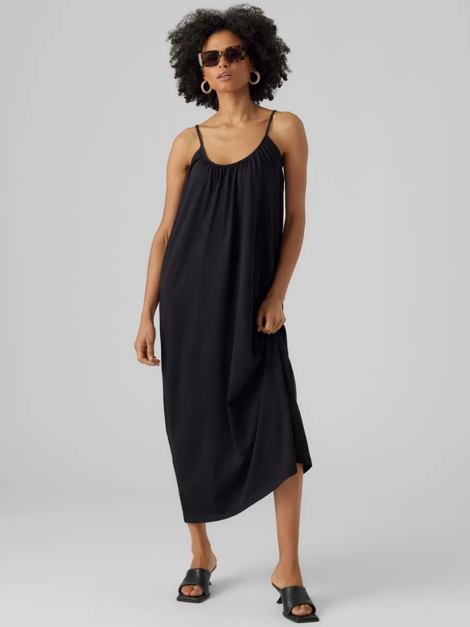 Klänningar | Basics^VERO MODA VMLUNA Lång Klänning Black