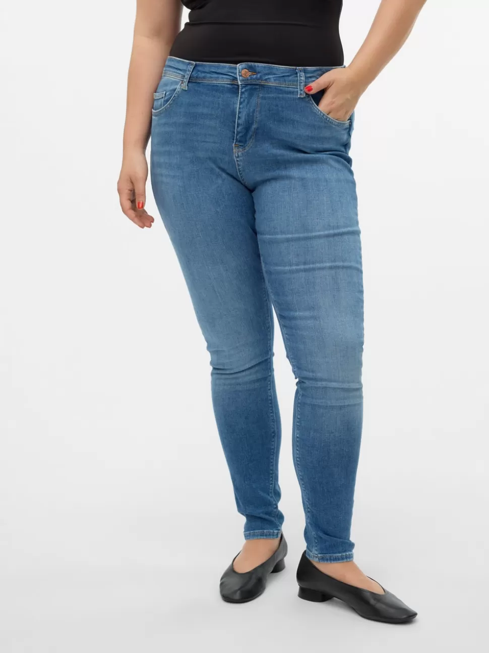 Jeans^VERO MODA VMLUX Medelhög Midja Slim Fit Jeans Medium Blue Denim